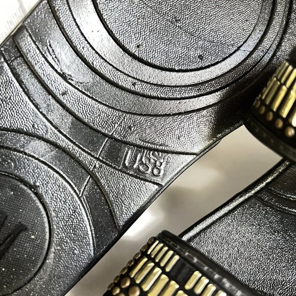 Slip on sandals, black w gold beads on straps, size 8 US - Picture 13 of 16